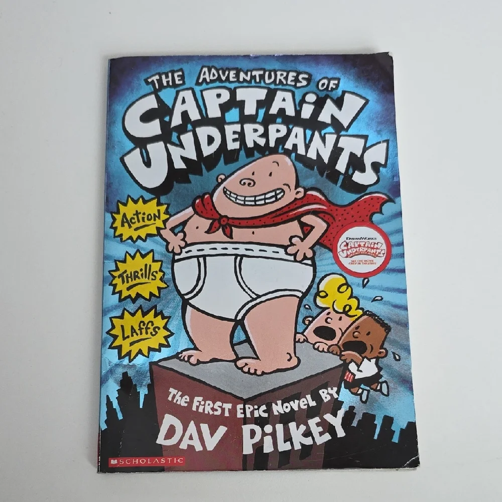 Captain Underpants - First Epic Novel By Dav Pilkey - Chapter Book